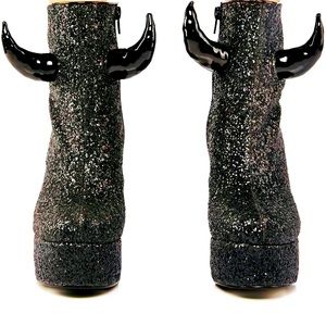 NWT “Date The Devil” Black, Glitter, Platform, Boots!